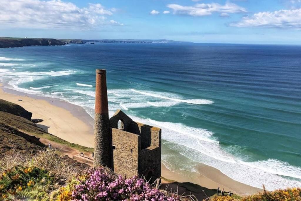 Newly Renovated Characterful Cottage, Wheal Rose Scorrier Extérieur photo